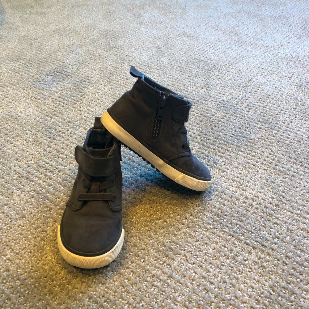Cat & Jack toddler boys booties